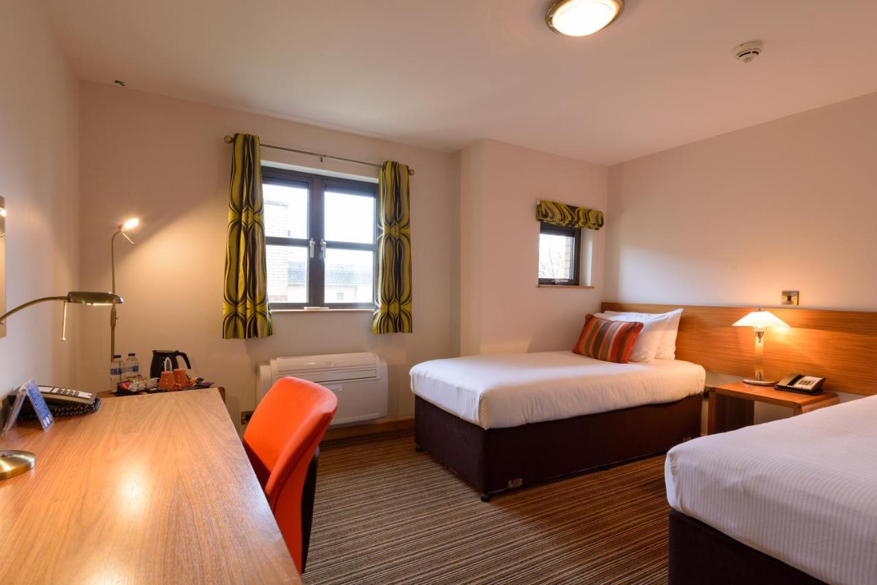 Hotel Cranfield Management Development Centre Zewnętrze zdjęcie